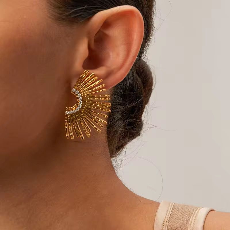 Sunrays Gold Earrings