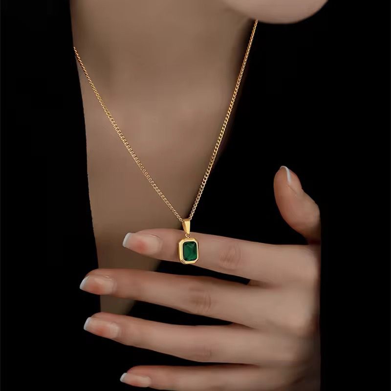 Emerald Grace Necklace