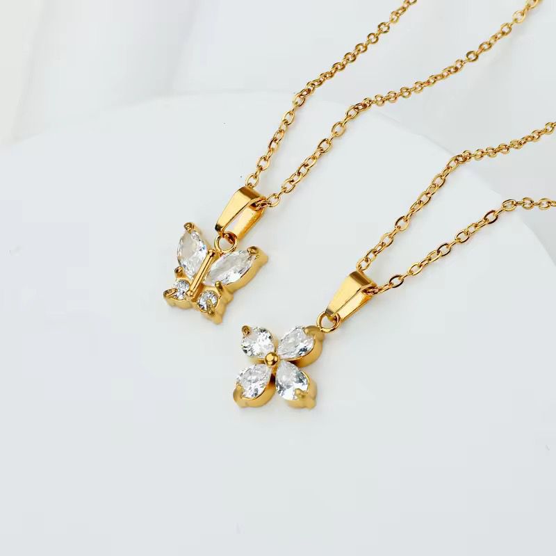 Flower Pendent Necklace
