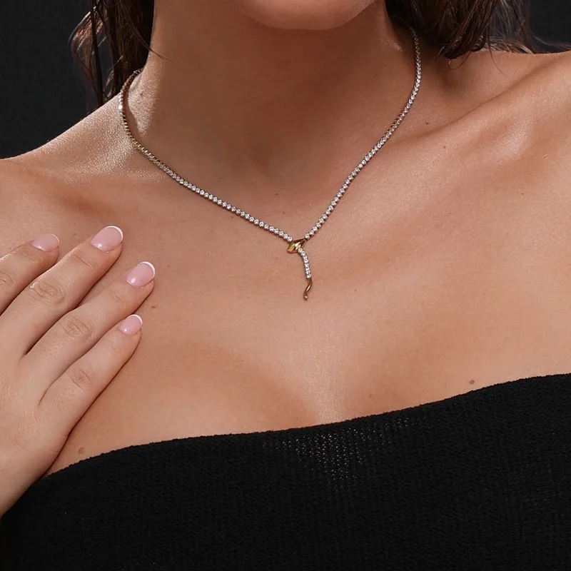 Serpentina Necklace