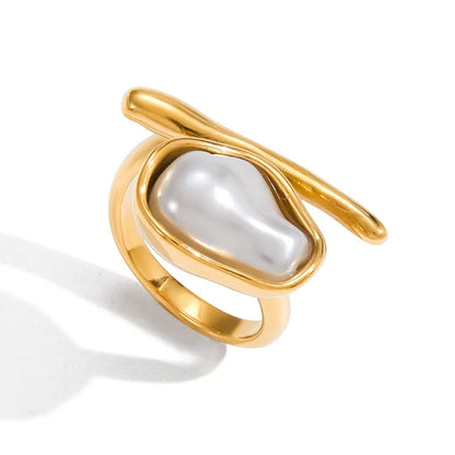 BAROQUE PEARL RING