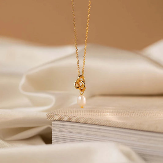 Elysian Knot Necklace