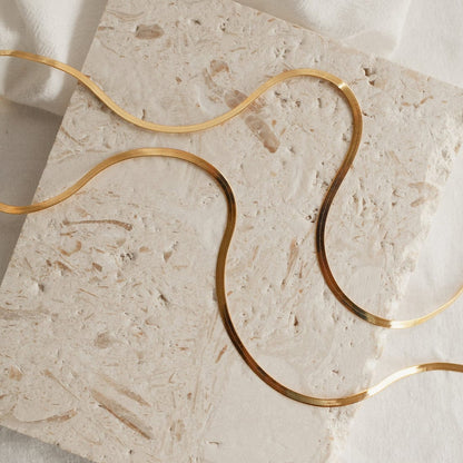HERRINGBONE CHAIN NECKLACE