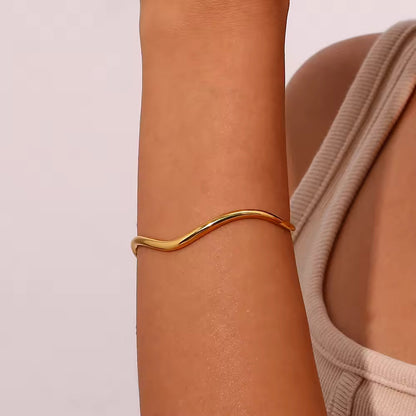 The Flow Cuff Bracelet