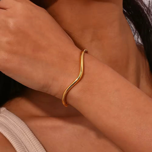 The Flow Cuff Bracelet